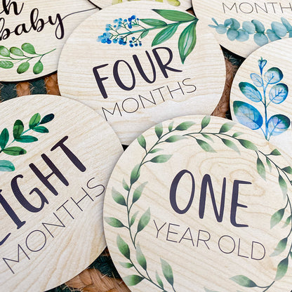 Wooden Baby Milestone Cards - Green Leaves