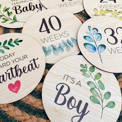 Wooden Pregnancy Milestone Cards - Green Leaves