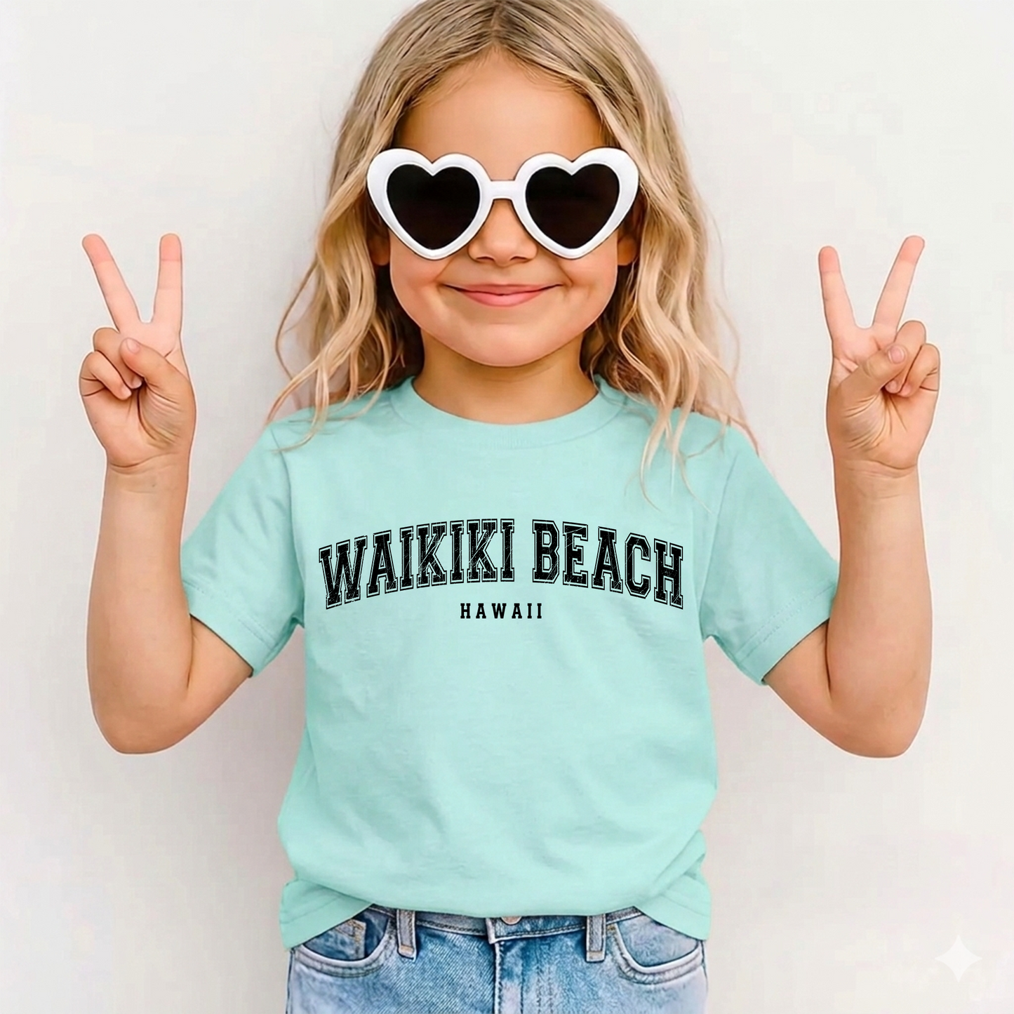 Waikiki Beach Hawaii Kids' T-Shirt