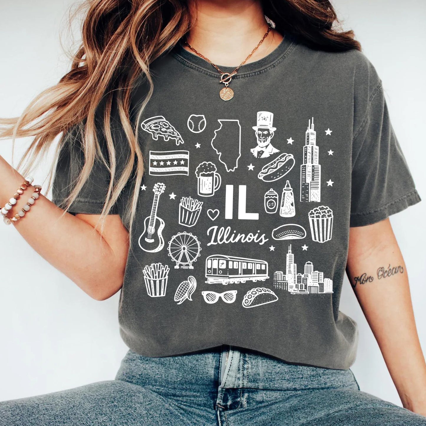 Illinois State Icons Souvenir Tee